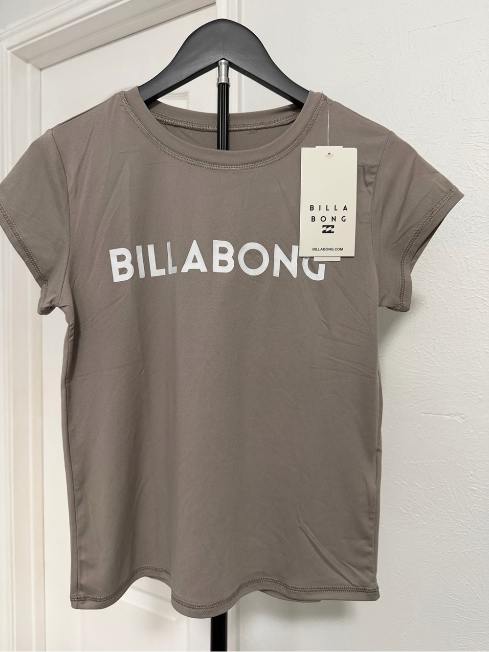 Billabong Short Sleeve Logo Tee in Taupe Gray